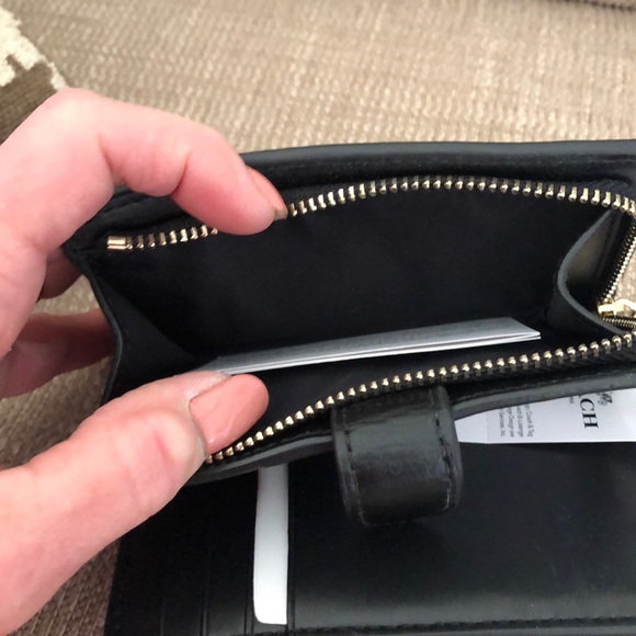 NWT Coach wallet - Picture 3 of 4